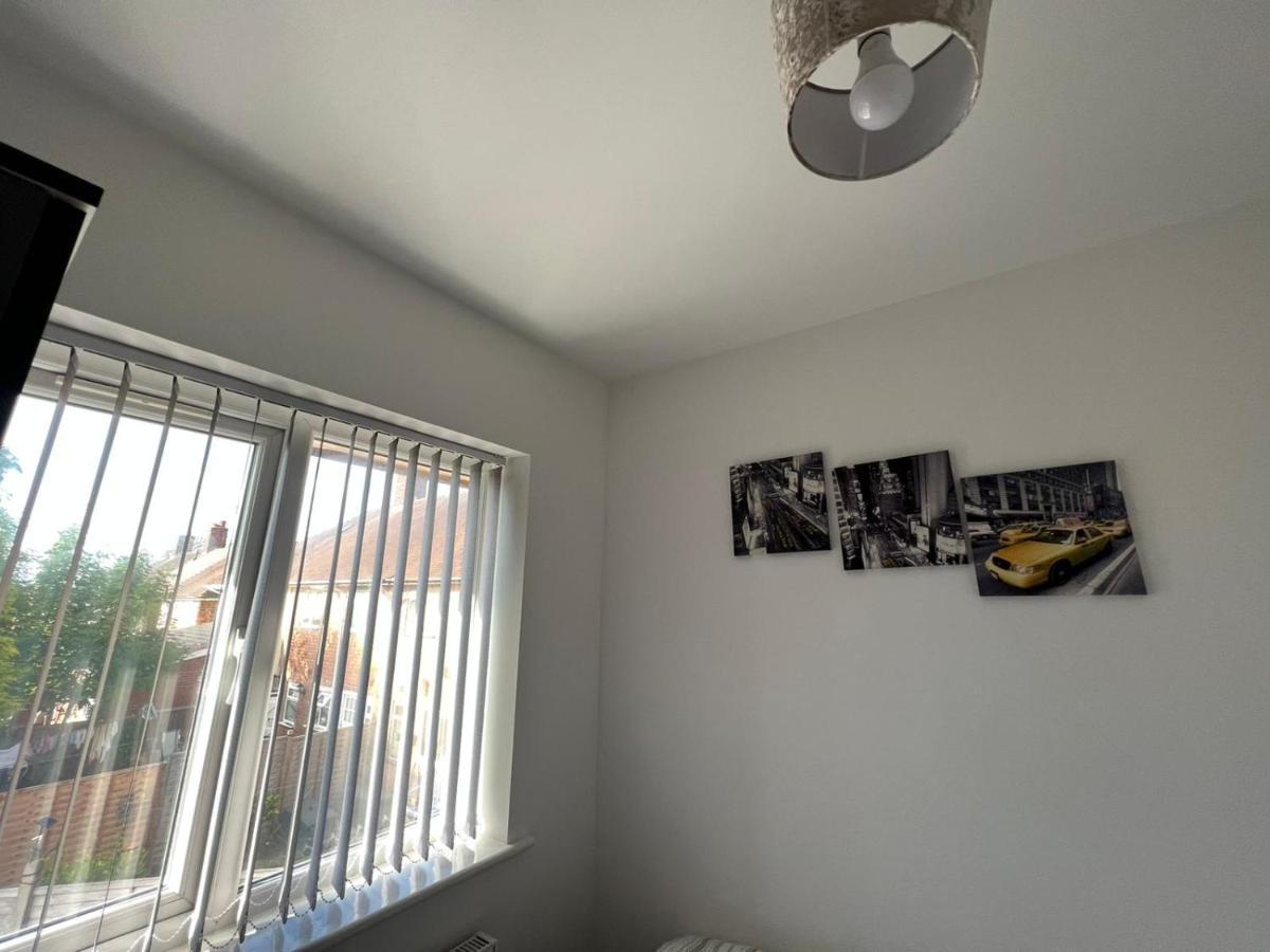 Cosy Home Near Nec, Bhx Bullring & Solihull Birmingham Zewnętrze zdjęcie